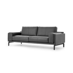Sofa Bellice von Leolux Wohndesign Berlin flache breite Armlehnen mit Kissen Leder 2 Sitzer