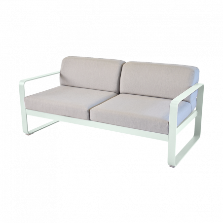 Sofa Bellevie mit abnehmbarem Polster aus mittelgrauem Stoff von Fermob und Gestell in Minze