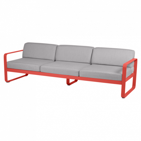 Sofa Bellevie von Fermob mit Stoff in Flannelgrau und Gestell in Capucine