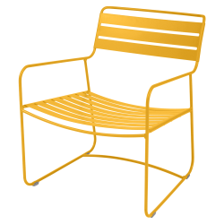 Metallsessel Surprising von Fermob in Honig