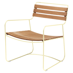 Metall Sessel Surprising mit Holzlattung aus Teak von Fermob und Gestell in Zitronensorbet