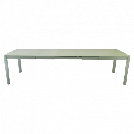 Ausziehbarer Tisch Ribambelle von Fermob von 149cm auf 299cm erweiterbar in Kaktus