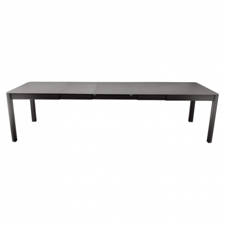 Ausziehbarer Tisch Ribambelle von Fermob von 149cm auf 299cm erweiterbar in Lakritze