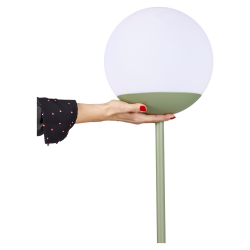 Steuerung der Akku Stehleuchte Mooon! von Fermob
