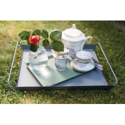 Tablett Alto aus Metall von Fermob mit Schutzgleitern