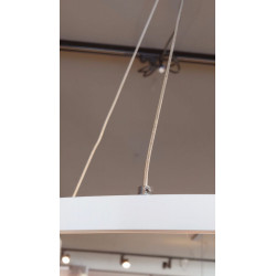 Detailaufnahme der Befestigung  der Pendelleuchte Messina von Top Light