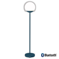 Akku Stehleuchte Mooon! von Fermob in Acapulcoblau