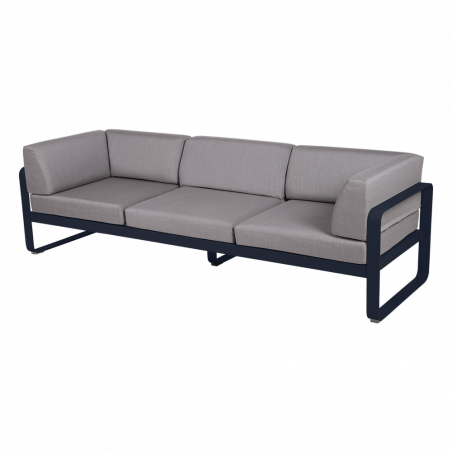 Wetterfestes Sofa Bellevie von Fermob mit Bezug in Flannelgrau und Gestell in Abyssblau