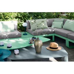 Outdoorsofa Bellevie von Fermob im Außenbereich