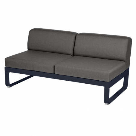 Outdoorsofa Bellevie von Fermob mit Bezug in Graphitgrau und Gestell in Abyssblau