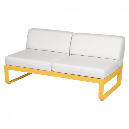 Outdoorsofa Bellevie von Fermob mit Bezug in Grauweiß und Gestell in Honig