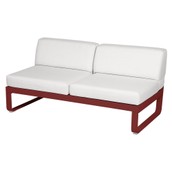 Outdoorsofa Bellevie von Fermob mit Bezug in Grauweiß und Gestell in Chili