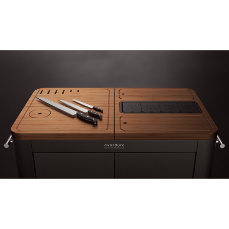 Arbeitsplatte der Outdoor Küche Everdure by Heston Blumenthal