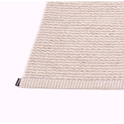 Robuster Teppich Mono 180 x 300 cm für Innen und Außen von Pappelina