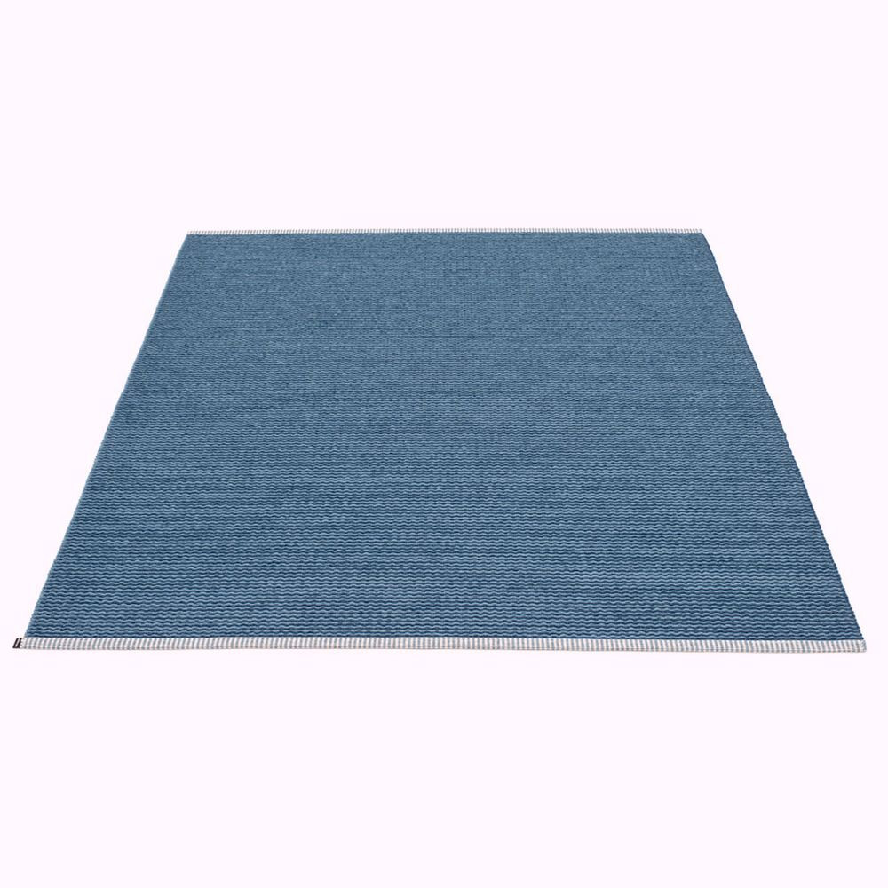 Robuster Teppich Mono 180 x 220 cm für Innen und Außen von Pappelina
