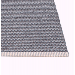 Robuster Teppich Mono 140 x 200 cm für Innen und Außen von Pappelina