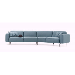 Ansicht des Sofa Melloo von Pode von vorne