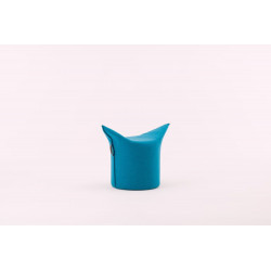 kleiner Polsterhocker Zipfel von Werther in aqua