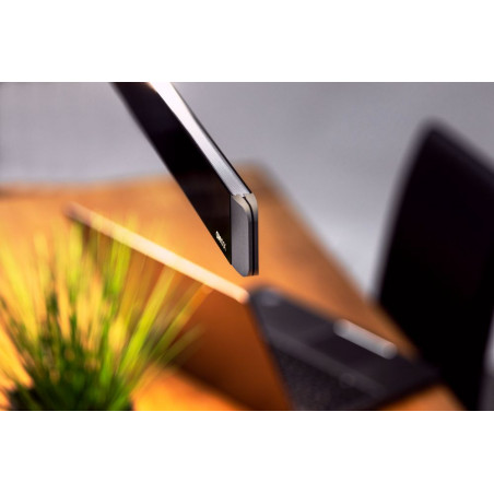 Detailaufnahme der Esstischleuchte Onyxx Linea Pro von Grimmeisen