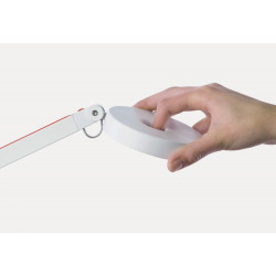 Kopf der Stehleuchte String F1 von Rotaliana