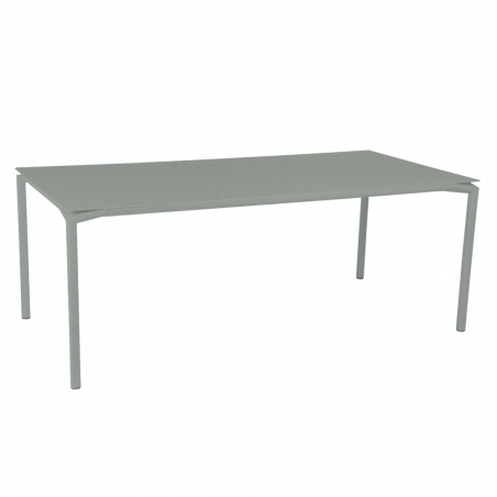 Tisch Calvi von Fermob 195 x 95 cm, mit wetterfester Beschichtung