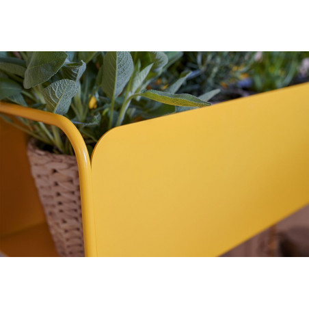 Farbiger Blumenkasten Picolino für Außen von Fermob