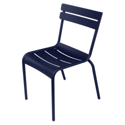 Stapelbarer Stuhl Luxembourg aus Aluminium von Fermob in Abyssblau