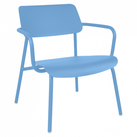 Tiefer Sessel Studie wohndesign Berlin Maya Blau
