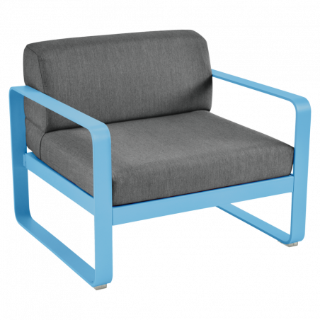 Sessel Bellevie von Fermob mit Stoff in Graphitgrau und Gestell in Maya