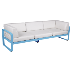 Wetterfestes Sofa Bellevie von Fermob mit Bezug in Weißgrau und Gestell in maya