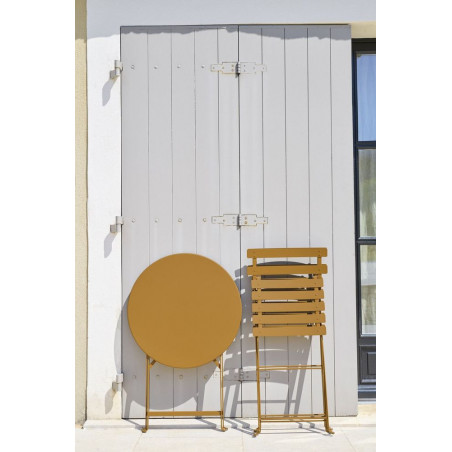 Wetterfester Tisch aus der Reihe Bistro von Fermob in 77cm x 57cm