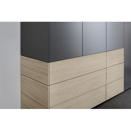 Kleiderschrank Mira + von Sudbrock