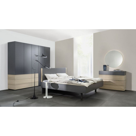 Kleiderschrank Mira + von Sudbrock