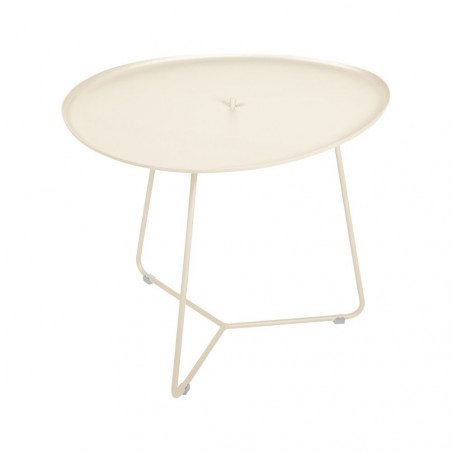 Niedriger Tisch mit abnehmbaren Tablett Cocotte von Fermob in Latte-Beige