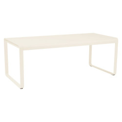 Leichter Esstisch Bellevie mit 196cm Länge von Fermob in Latte-Beige