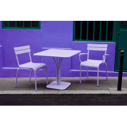 Tisch Luxembourg in 80cm x 80cm mit Mittelfuß von Fermob