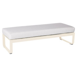 Bank Bellevie mit Stoff in Grauweiß und Gestell in Latte beige